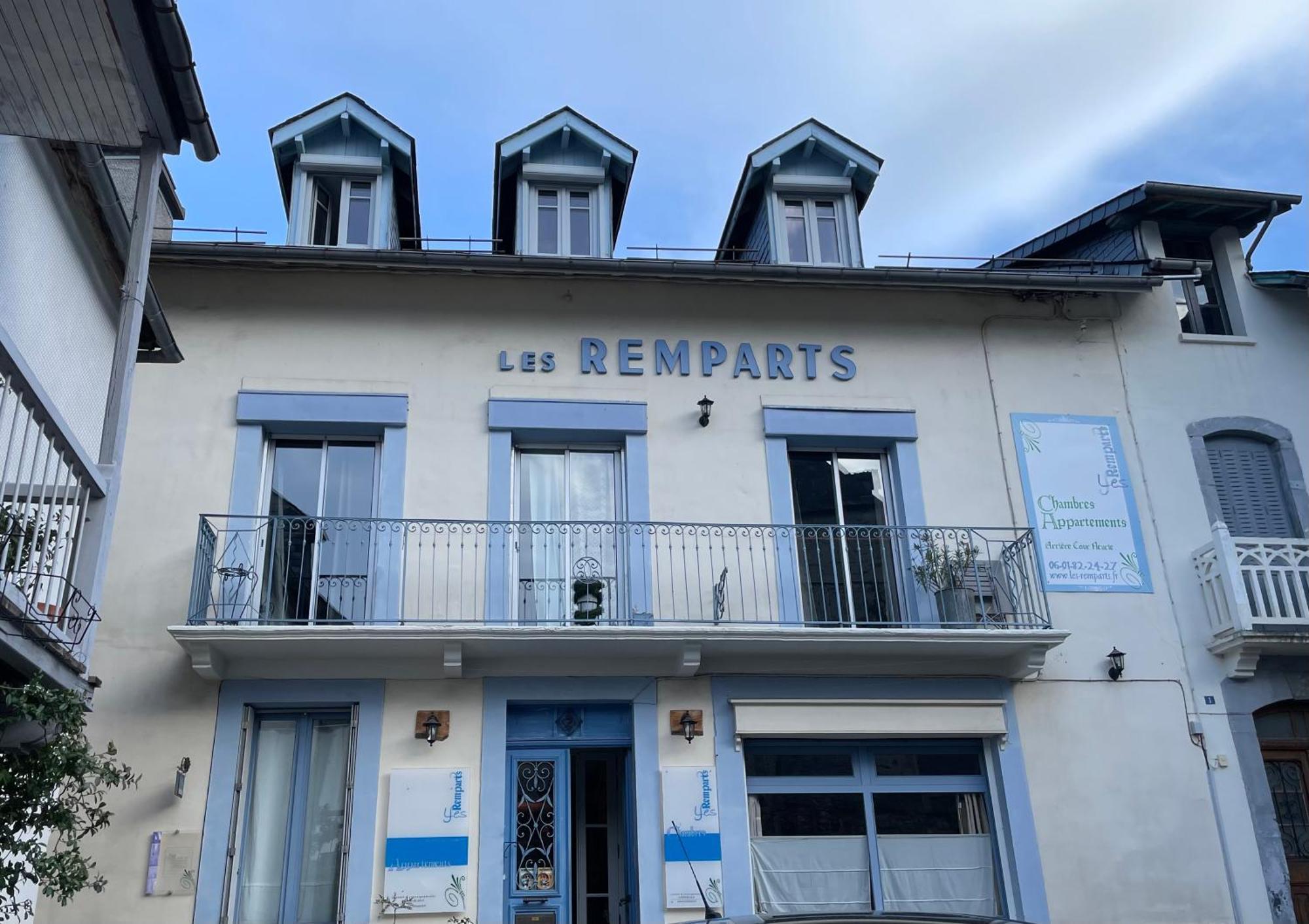 Les Remparts Apartment ลูซ-แซ็ง-โซเวอร์ ภายนอก รูปภาพ