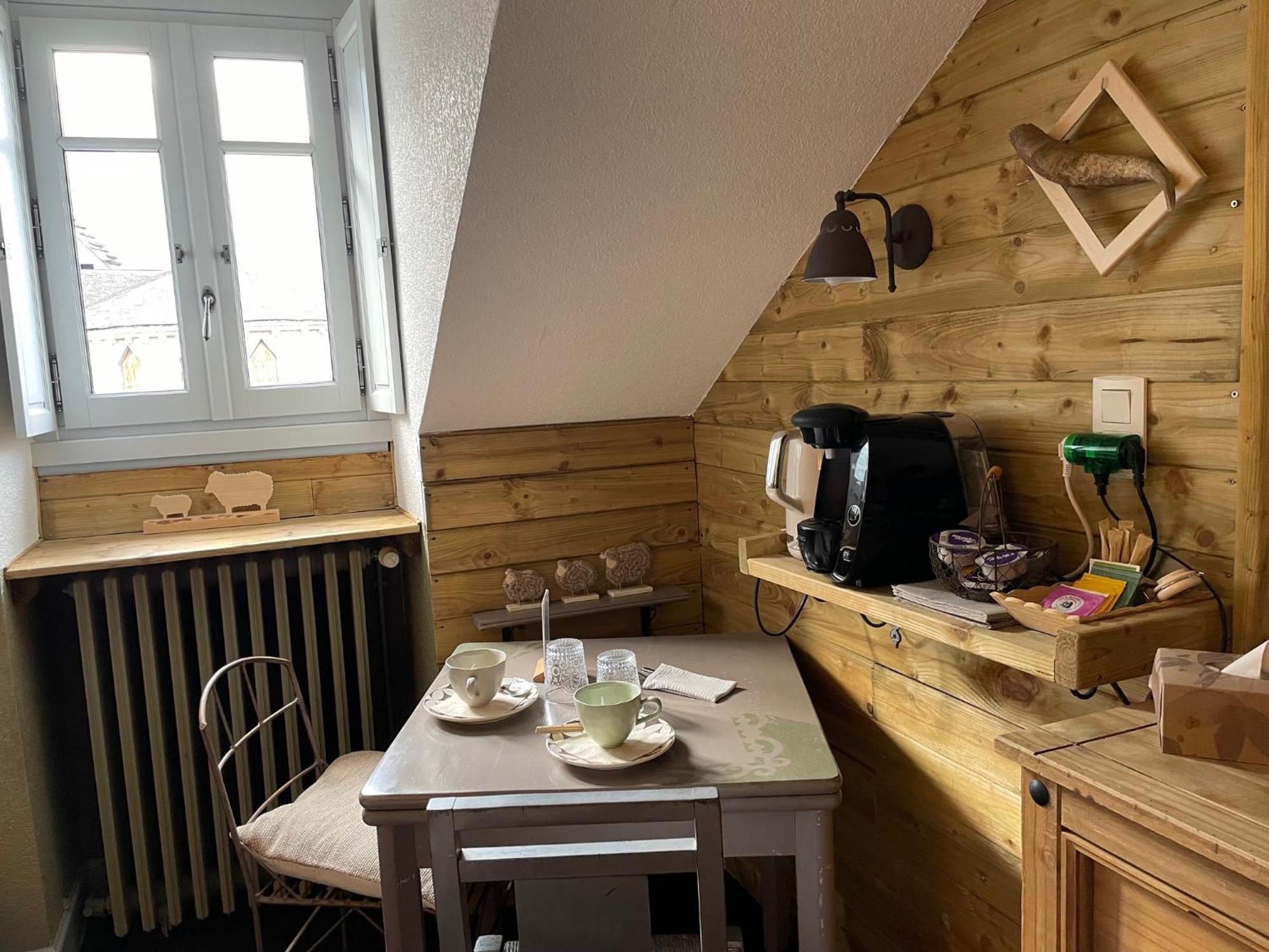 Les Remparts Apartment ลูซ-แซ็ง-โซเวอร์ ภายนอก รูปภาพ