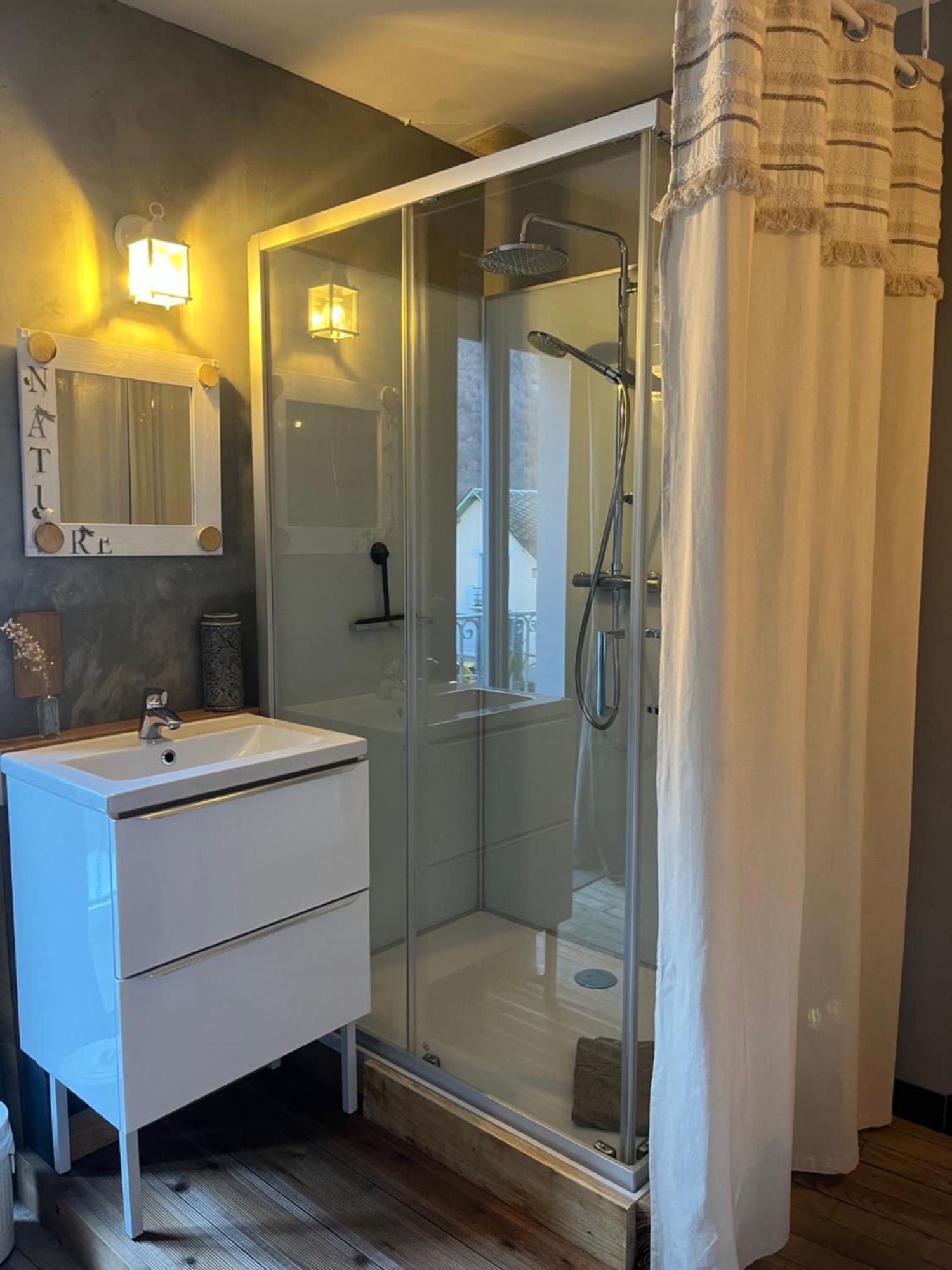 Les Remparts Apartment ลูซ-แซ็ง-โซเวอร์ ห้อง รูปภาพ