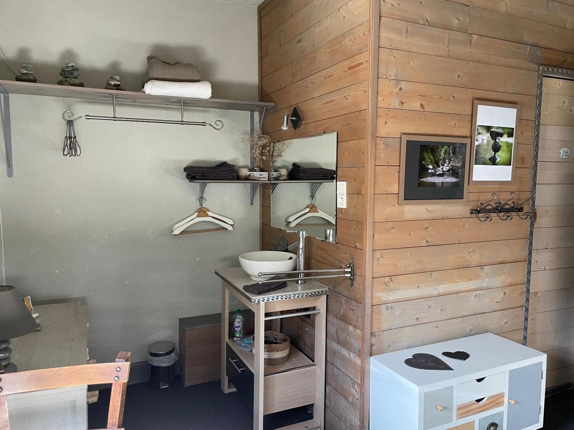 Les Remparts Apartment ลูซ-แซ็ง-โซเวอร์ ห้อง รูปภาพ