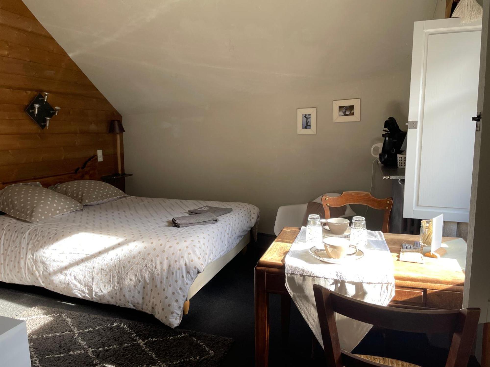 Les Remparts Apartment ลูซ-แซ็ง-โซเวอร์ ภายนอก รูปภาพ